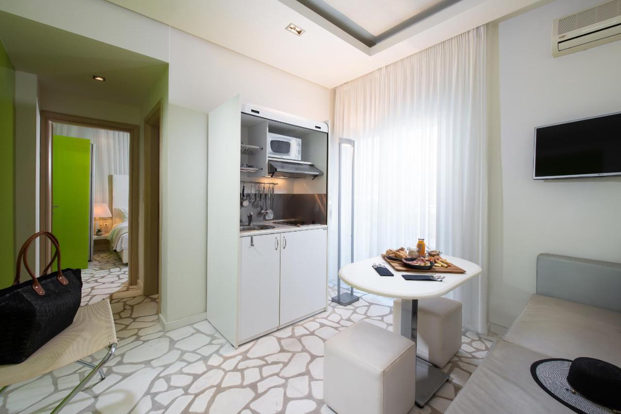 Afrodite Suites Potos Exterior foto